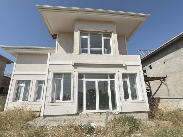 BEYTEPE DE KENDİ VİLLANIZI TAMAMLAYIN |495 M² ARSA  VE  NATAMAM YAPI