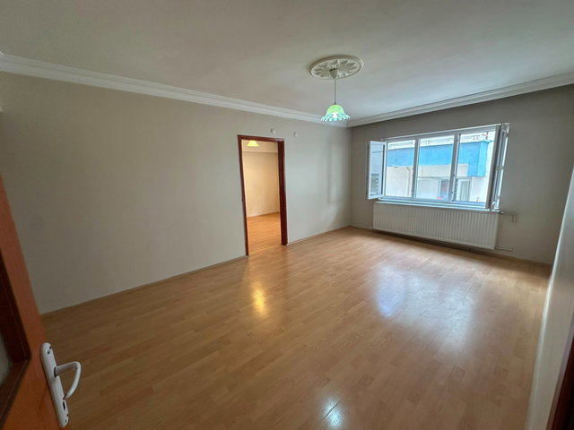 ETIMESGUT ATAKENT MAHALLESINDE ARA KAT 3+1 DAIRE