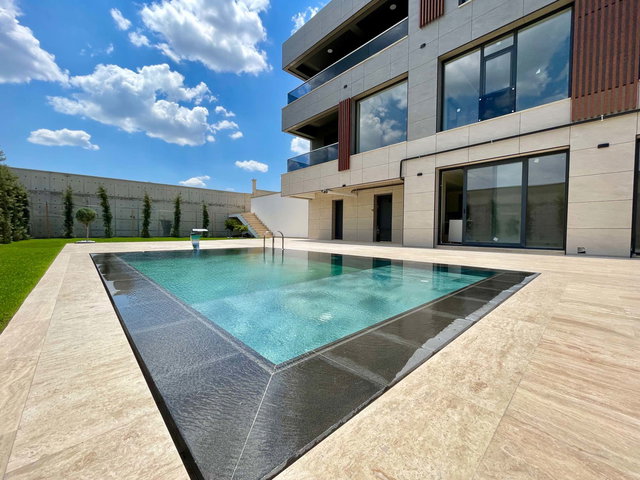 GÖLBAŞININ SEÇKIN YAŞAM NOKTASINDA 7+2 ÖZEL TASARIM VILLA