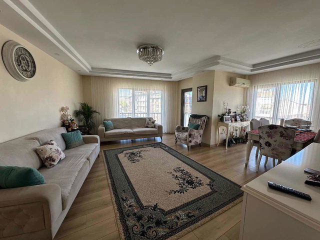 KAĞITHANE OSMANPAŞA’DA ANA CADDE ÜZERI | 3+1, 140 M², AÇIK CEPHELI & FULL AYDINLIK PRESTIJLI DAIRE