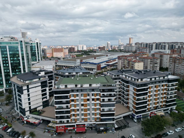 REMAX' GELEŞIMDEN,  4+2 300M2 DENİZ MANZARALI SATILIK DUBLEKS