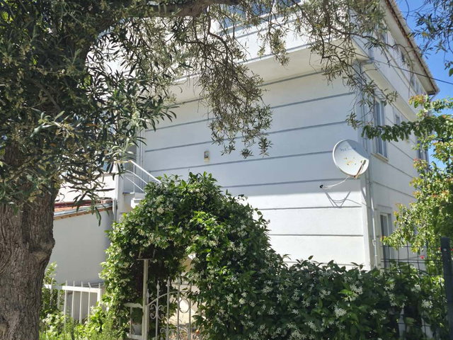 AVŞA DENIZ MAHALLESINDE VILLA KONFORUNDA BAHÇELI TAM MÜSTAKIL GIRIŞLI SATILIK DUBLEKS DAIRE