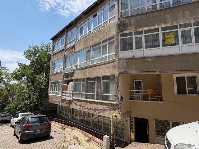 KIRIKKALE YAYLACIK MAHALLESİ MERKEZİ KONUMDA SATILIK 3+1 DAİRE