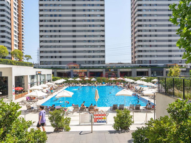 REMAX GELİŞİMDEN HEP İSTANBUL' DA 1+1 ULTRA LÜKS EŞYALI DAİRE