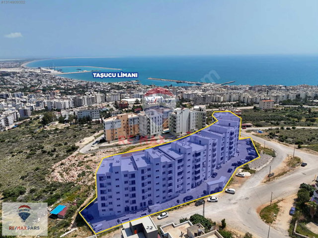 REMAX PARSTAN SİLİFKE TAŞUCUNDA OASIS SİTESİNDE SATILIK 2+1