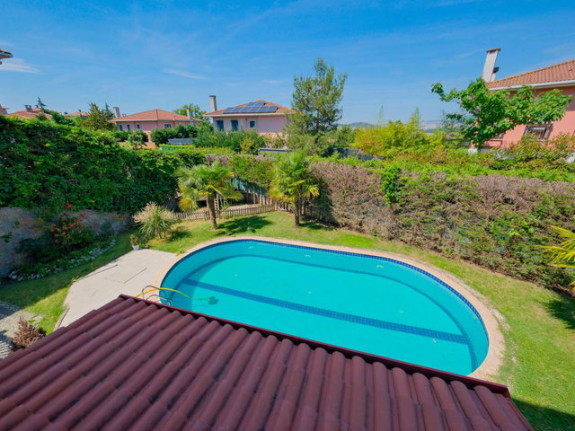 TEPEÖREN'DE SULTAN KONAKLARINDA 5+2 SATILIK VILLA