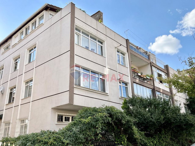 ÇANKAYA BAĞLAR CADDESİ ÜZERİNDE MOBİLYALI KİRALIK TERASLI 2+1 DAİRE