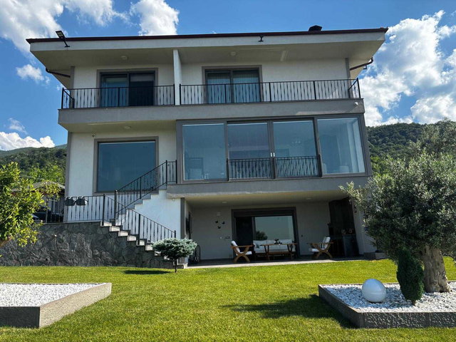 KARTEPE SUADİYE 1510 M2 BAHÇE IÇINDE ÖZEL YAPIM SATILIK VİLLA
