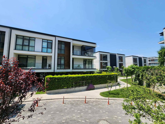 BAHÇEŞEHİR ESTONŞEHİR MAHALLEM 2+1 DAİRE
