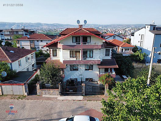 ARSA TAKASINA UYGUN BAŞİSKELE TED KOLEJİNE YAKIN SATILIK VİLLA