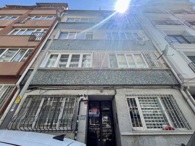 REMAX LEDA'DAN KURTULUŞ FERİKÖY METROYA YAKIN 2+1 KİRALIK DAİRE