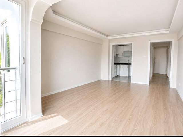 AMERİKAN KOLEJİ YAKININDA BAKIMLI KİRALIK 3+1 DAİRE.