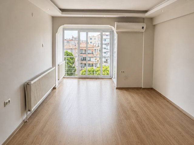 AMERİKAN KOLEJİ YAKININDA BAKIMLI KİRALIK 3+1 DAİRE.