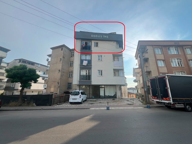 ÇAYIROVA ATATÜRK MAH. MERKEZİ KONUM ÇİFT TERASLI 3+1 ÜST DUBLEKS