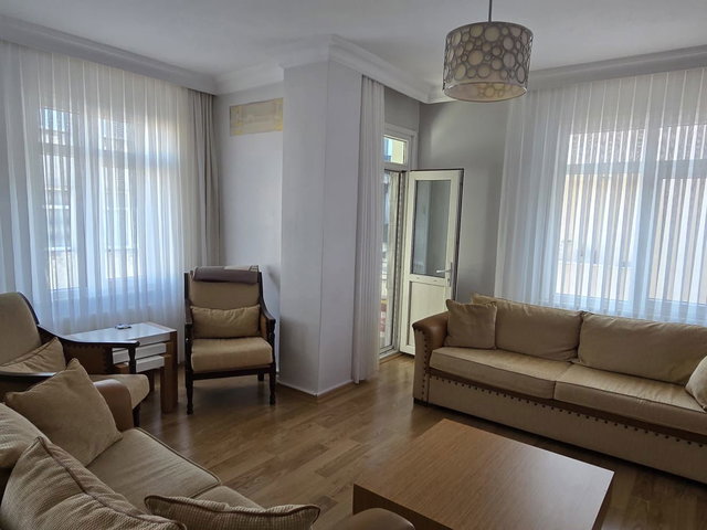 MERKEZİ KONUMDA BAKIMLI 2+1 KİRALIK DAİRE