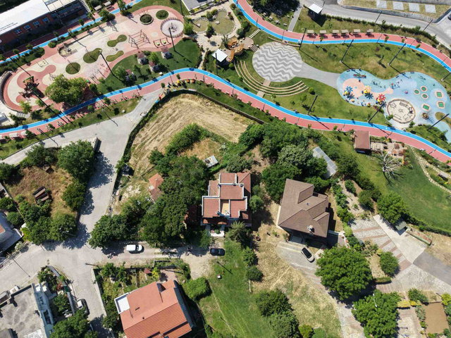 REMAX MAHAL'DEN ÇATALCADA MERKEZİ KONUMDA MÜSTAKİL EV
