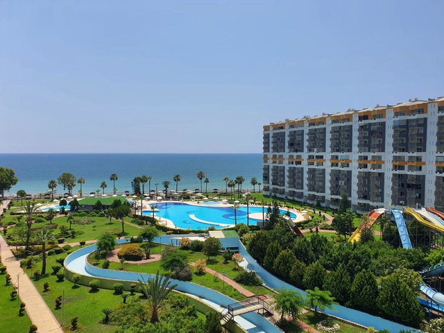 MERSİN ERDEMLİ DE QUEENABA SİTESİNDE SATILIK 3+1 DAİRE