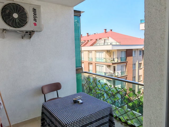 ŞEHRİ BEYAZ SİTESİ 4.ETAPTA ARA KAT 2+1 DAİRE