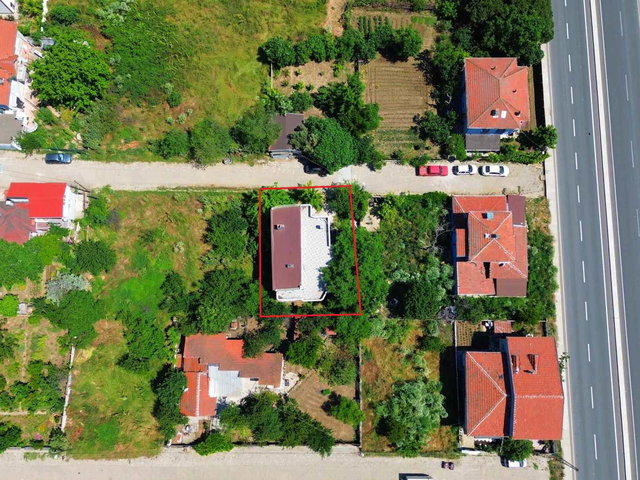 TEKİRDAĞ ÇORLU YENICE'DE DENIZ MANZARALI 400 M² KIRALIK TRIPLEX