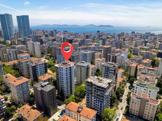 KADIKÖY FENERYOLU'NDA DENİZ MANZARALI SATILIK 6+2 DUBLEKS DAİRE