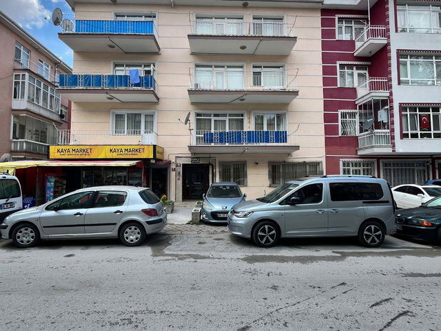 ÇANKAYA BALLIBABA SOK MERKEZİ KONUMDA KİRALIK 3+1 DAİRE