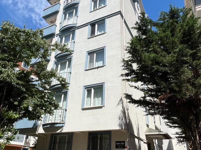KARTAL KARLIKTEPE MAHALLESİ SATILIK 3+1 DAİRE
