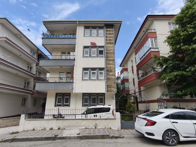SINCAN PINARBAŞI MAH. BAĞIMSIZ SALON SATILIK DAIRE