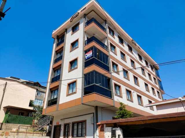 SULTANBEYLI'DE YENI BINADA ARAKAT  3+1 SATILIK DAIRE