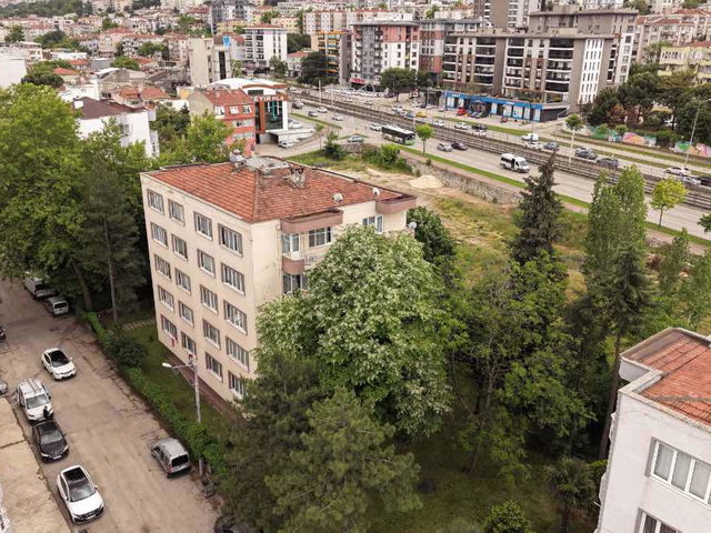 REMAX LEON BURSA OSMANGAZİ SIRAMEŞELER'DE SATILIK 3+1 DAİRE