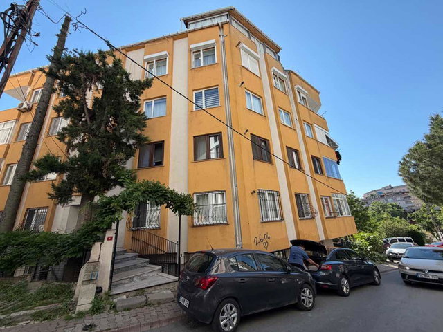 ÜMRANIYE ISTIKLAL MAHALLESI KIRALIK 3+1 DAIRE