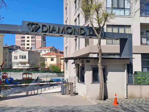 YAKACIK DİAMOND LİFE SİTESİNDE SATILIK 2+1 DAİRE