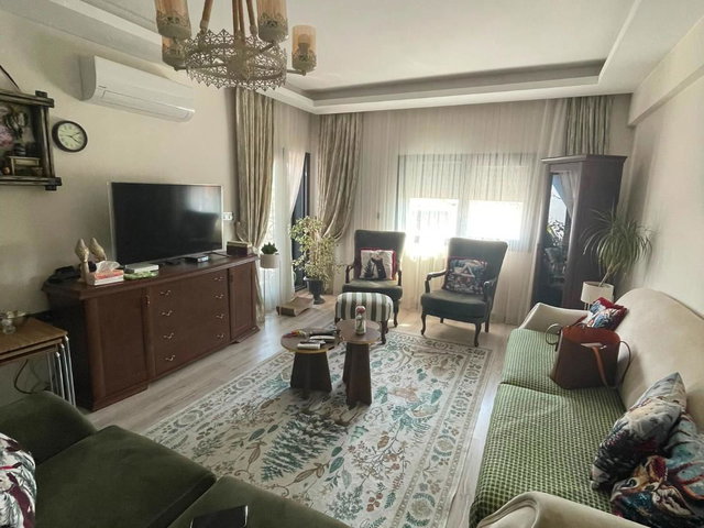 KARŞIYAKA YALI MAHALLESI 3+1 / 27 M2 TERASLI / ÇATI DUBLEKS SATILIK DAIRE