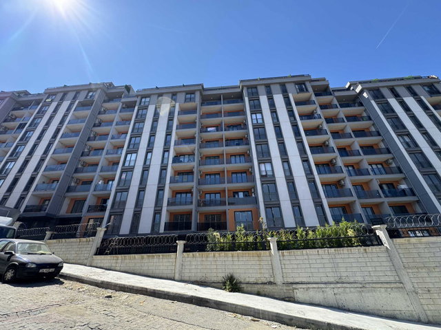 BAHAR YAKA SİTESİ 110M² 2+1 EBEVEYN BANYOWC BALKON KLİMA ARAKAT ÇİFT CEPHE
