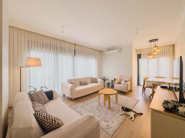ACIBADEMIN EN DEĞERLİ SOKAĞINDA FIRSAT SATILIK 3+1