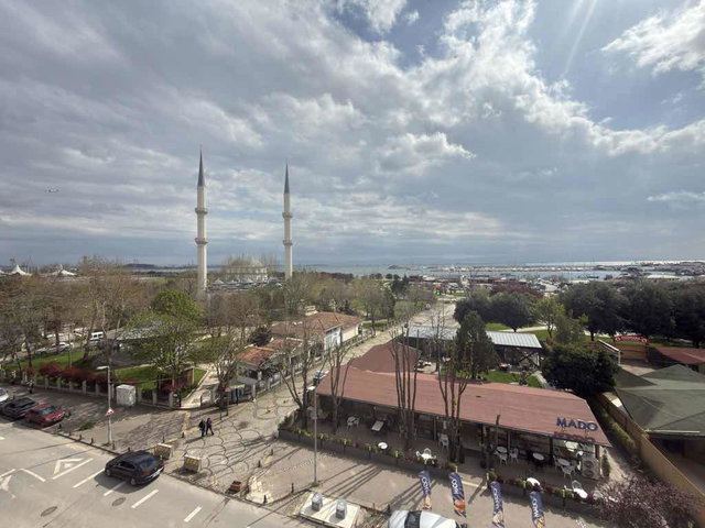 PENDİK DOĞU PALAS’TA DENİZ MANZARALI GENİŞ 3+1
