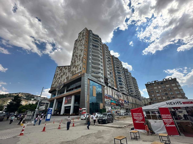 AVM ÜSTÜ MERKEZİ KONUM 3+1 KREDİYE UYGUN DAİRE