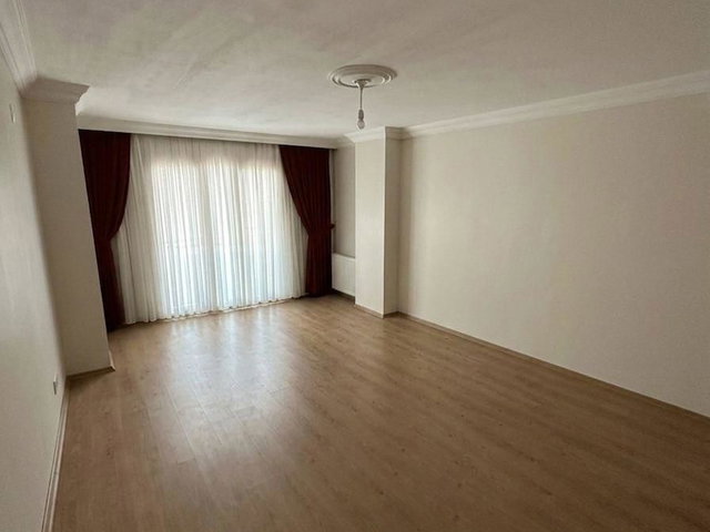 DARICA OSMANGAZİ MH ATATÜRK CAD 3+1 130 M2 SATILIK DAİRE