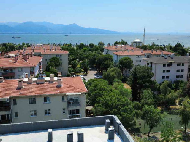 BOSTANLI 1+1  KIRALIK SIFIR DAIRE SITE IÇI TRADEMARK SENSE