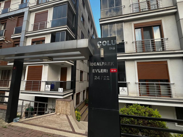 ISTANBUL MALTEPE 50. YIL KORUSU YAKINI  METROYA YÜRÜME MESAFESINDE GENIŞ PLAN 1+1 SATILIK DAIRE