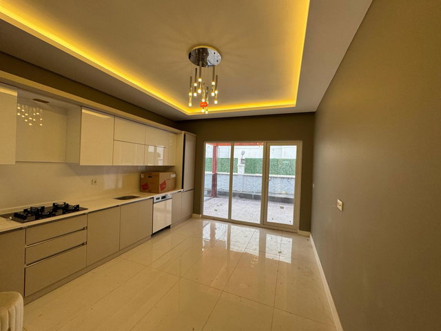 REMAX ARTIS'TEN HILALKENT AHMETOĞULLARI'NDA SATILIK LÜKS 3+1