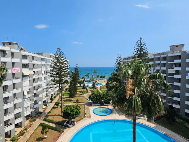 REMAX RİNA'DAN SOLİ SİTESİNDE LEBİ DERYA 3+1 DAİRE