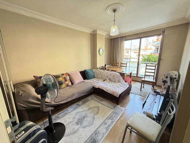 ESATPAŞA’DA FİNANS MERKEZİNE KOMŞU AYRI MUTFAKLI YATIRIMLIK SATILIK DAİRE