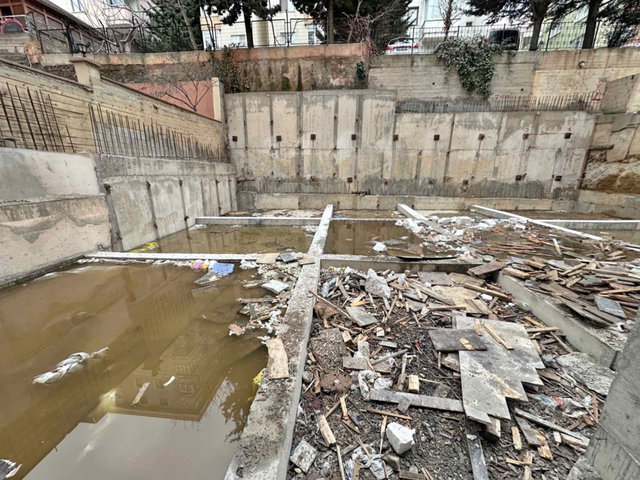 İÇERENKÖY TOPLU TAŞIMAYA YAKIN KULLANIŞLI 2+1 SATILIK DAİRE