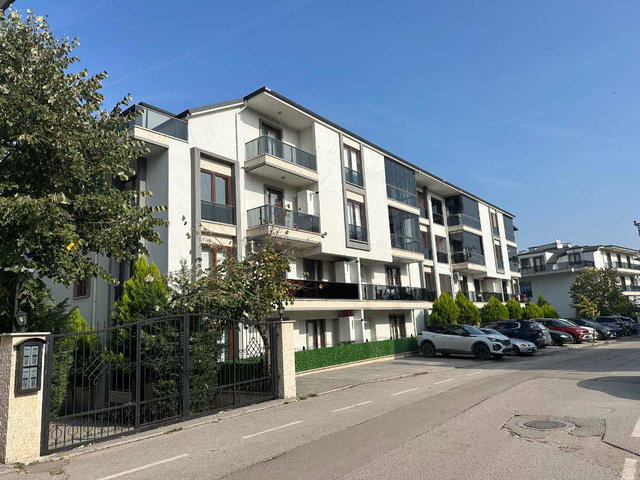 BAŞİSKELE BARBAROS MAHALLESİNDE YAĞMURKENT SİTESİNDE 4+1