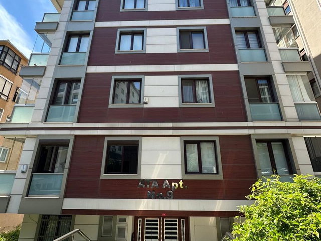 BEŞİKTAŞ DİKİLİTAŞ EMİRHAN CADDESİ GENÇ BİNADA ARA KAT 3+1