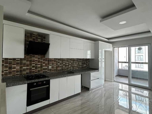 KAYALAR MEYDAN SİTESİNDE OTURUMA HAZIR 3+1 SATILIK DAİRE