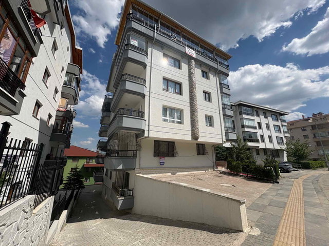 ÇANKAYA MÜRSEL ULUÇ SATILIK UYGUN FIYAT 3+1 DAIRE