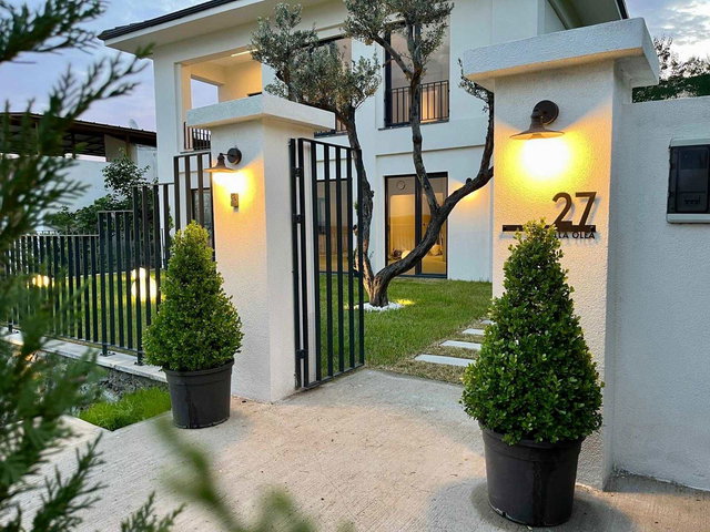 REMAX KANYON'DAN MODERN MIMARI VE DENIZ MANZARALI VILLA.