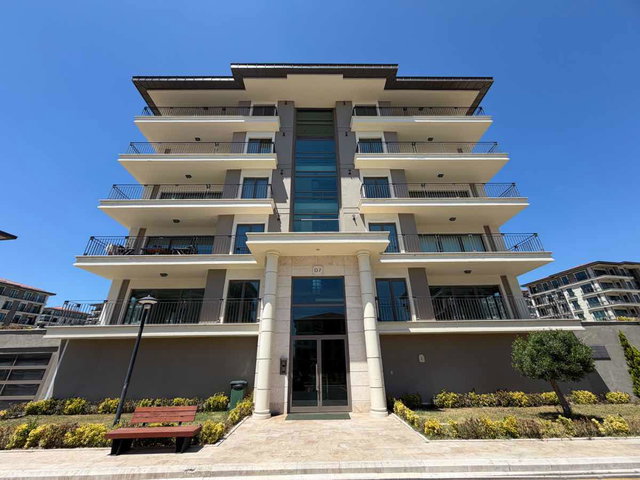 DENIZ İSTANBUL SEDEF KONAKLARI PREMIUM EŞYALI 3+1 KIRALIK