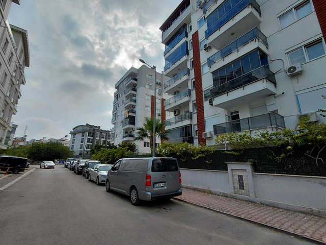 DOĞUYAKA'DA SİTE İÇİ HAVUZLU GENİŞ 2+1 KİRALIK DAİRE